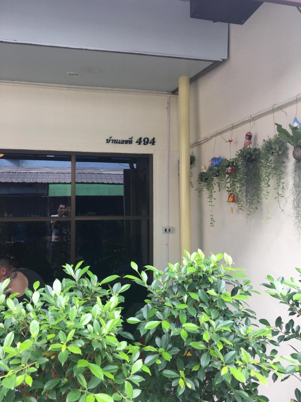 The Baan Nathong Hostel Bangkok Exterior foto